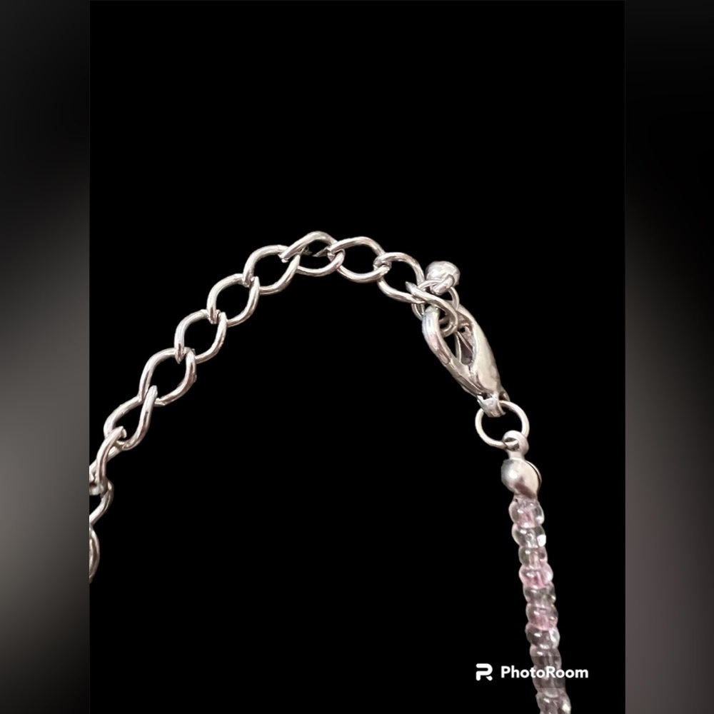 Vintage pink choker necklace. GLASS BEADS EUC - Picture 5 of 5